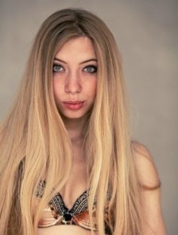 Шикарная блондинка ищет парня в Липецке Шикарная блондинка ищет парня в Липецке