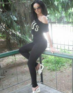 Женщина ищет мужчину из Москвы для орального секса Женщина ищет мужчину из Москвы для орального секса